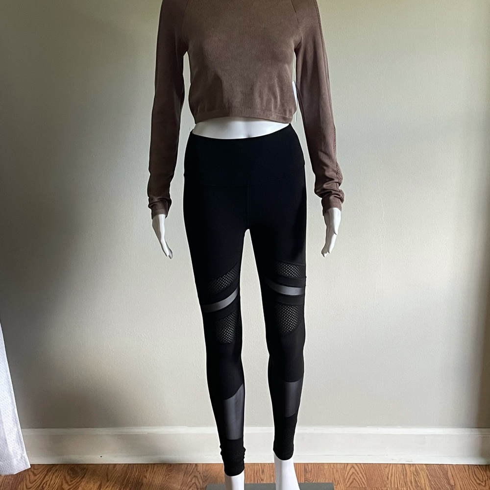 NWOT Lululemon Mesh Wunder Under HR Tight (Mix & Mesh)